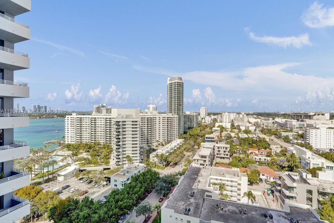 1330 West Ave # 1811, Miami Beach FL 33139 — 16