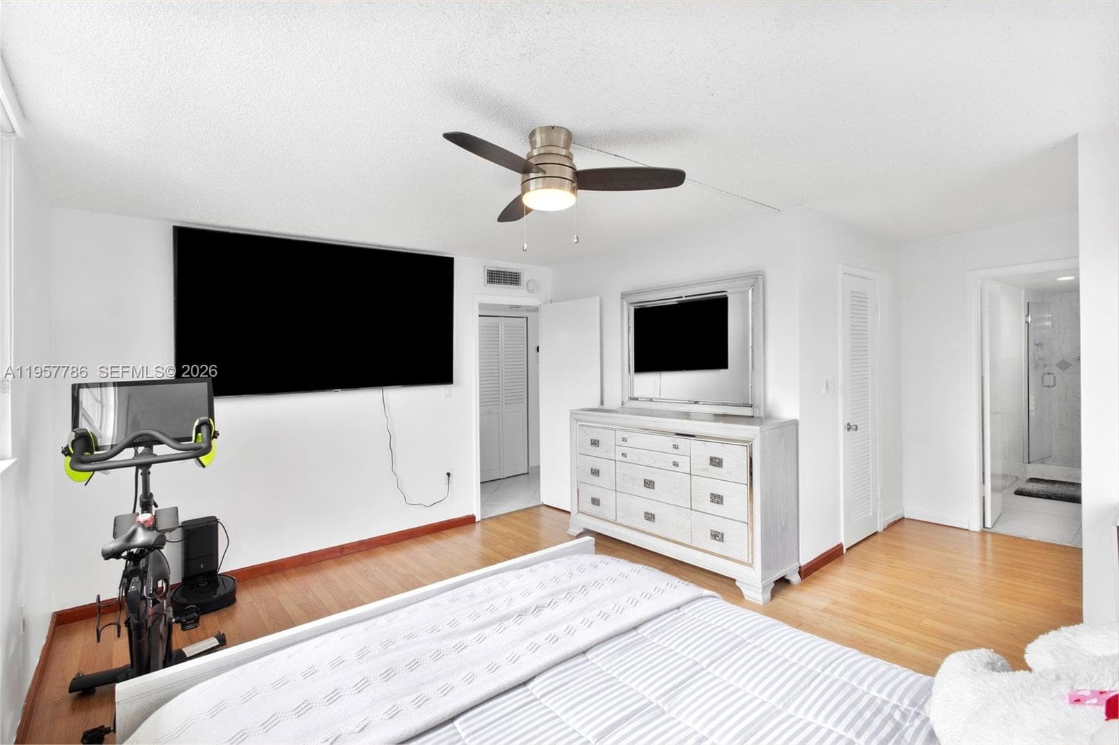 3600 NE 170th St # 312, North Miami Beach FL 33160 — 5