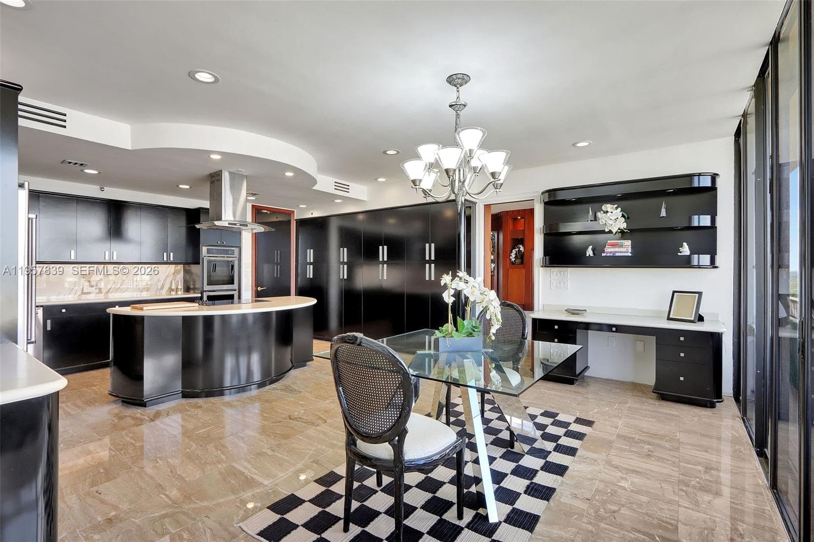 11113 Biscayne Blvd, Miami FL 33181 — 18