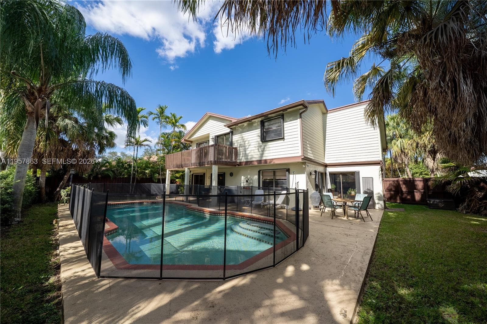 15552 SW 48th St, Miami FL 33185 — 23