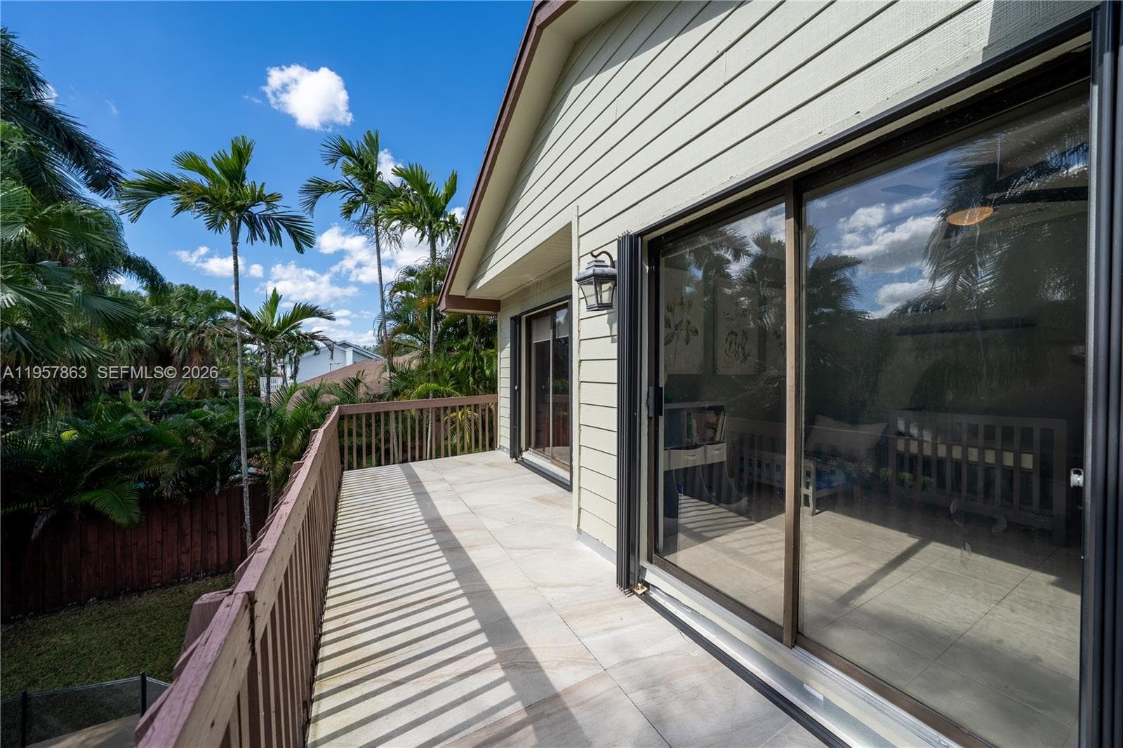 15552 SW 48th St, Miami FL 33185 — 26