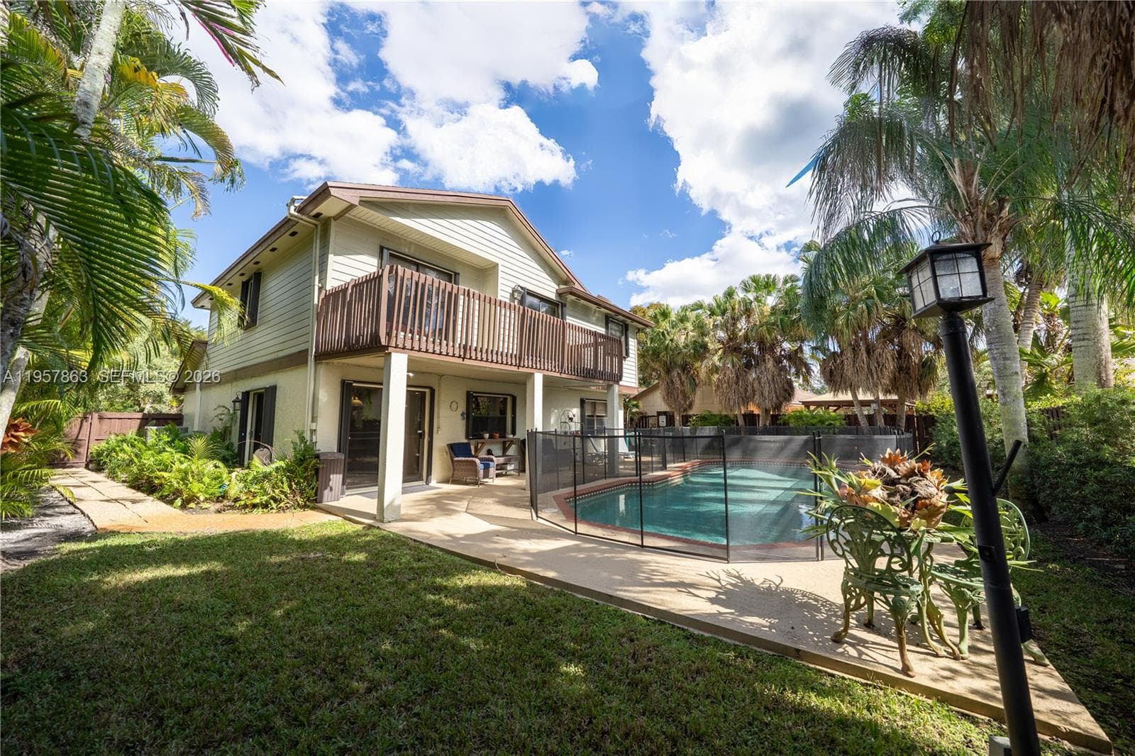 15552 SW 48th St, Miami FL 33185 — 22