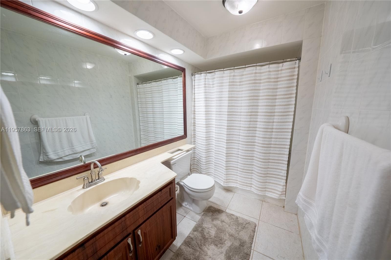 15552 SW 48th St, Miami FL 33185 — 19