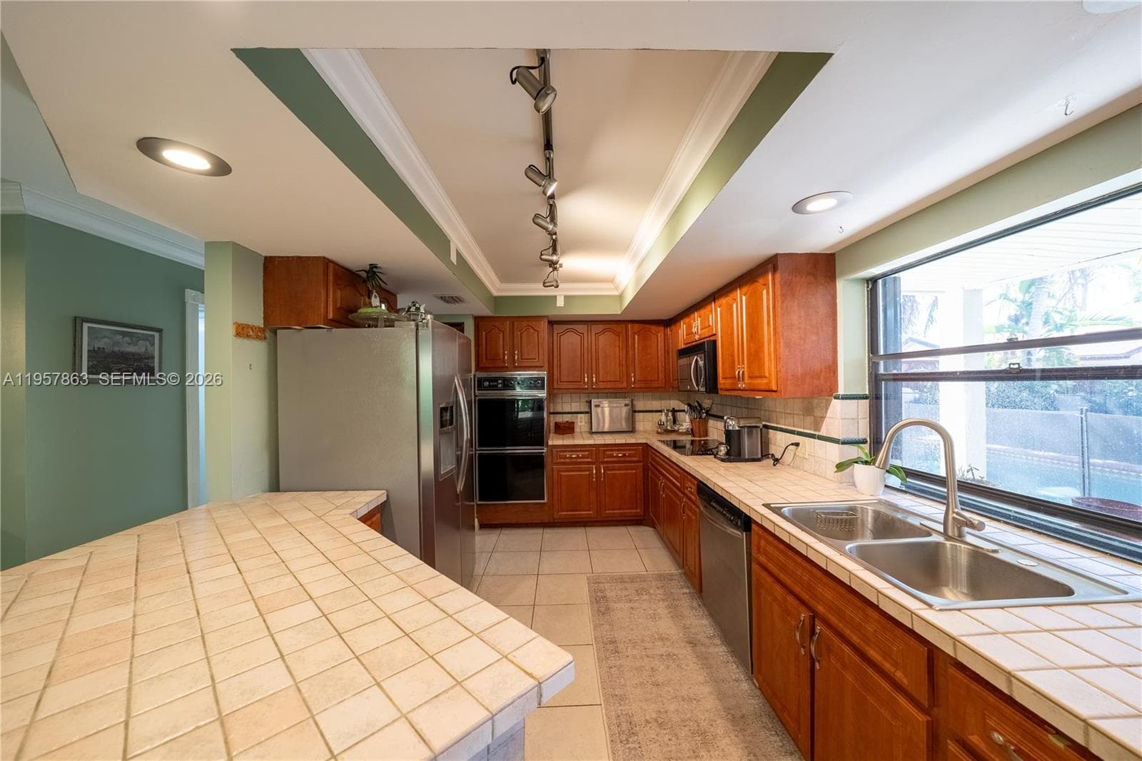 15552 SW 48th St, Miami FL 33185 — 8