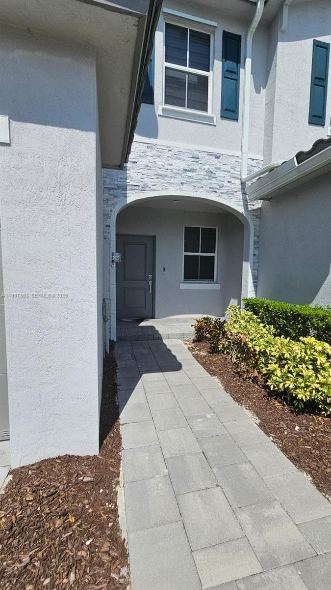 1146 SE 26th Ter # 0, Homestead FL 33035 — 3