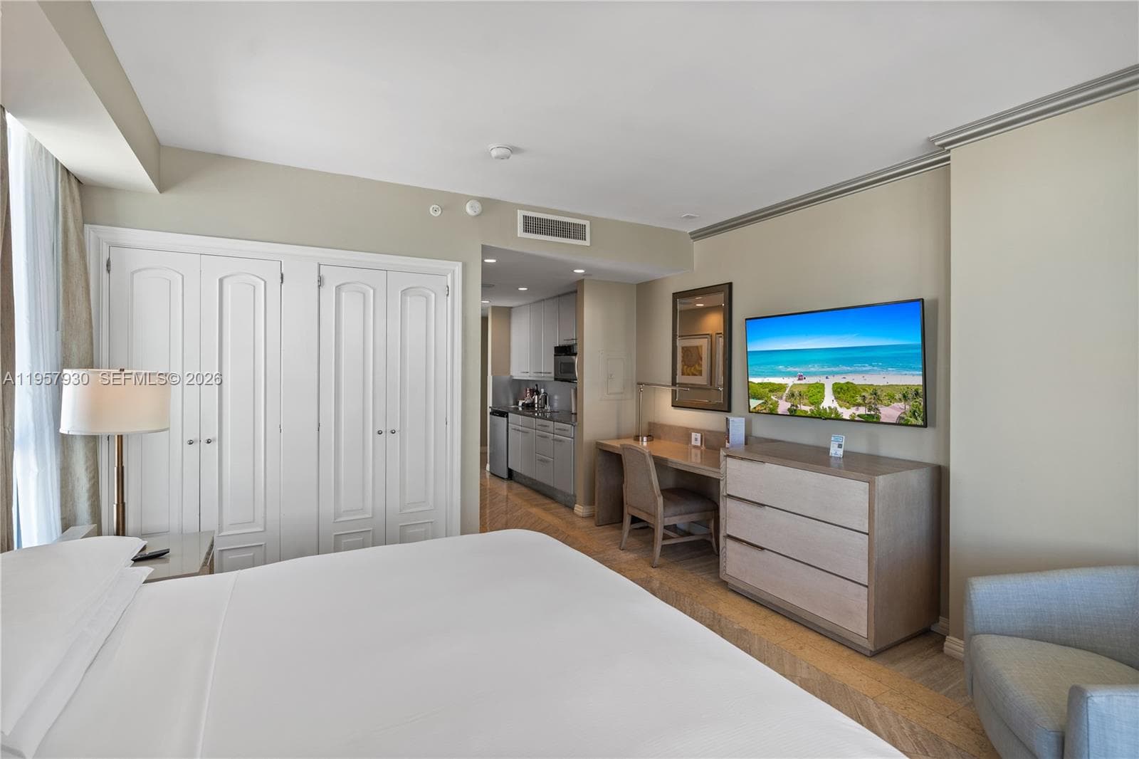101 Ocean Dr # 1003, Miami Beach FL 33139 — 13