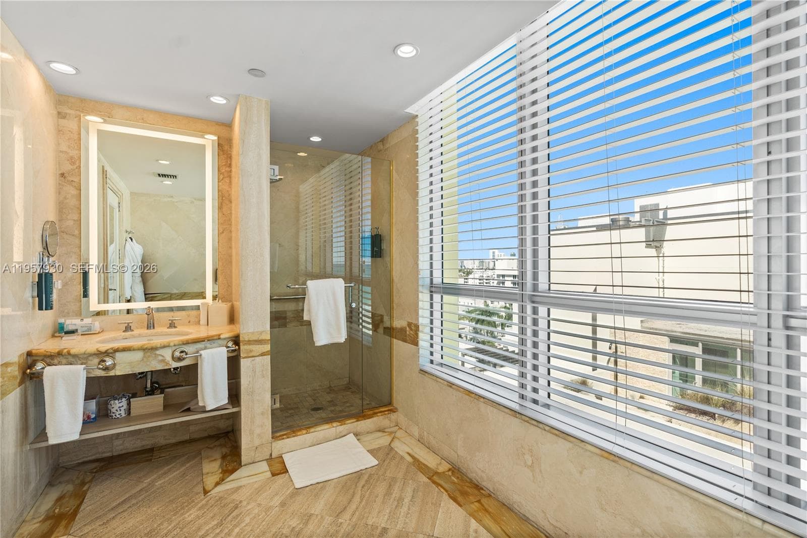 101 Ocean Dr # 1003, Miami Beach FL 33139 — 15