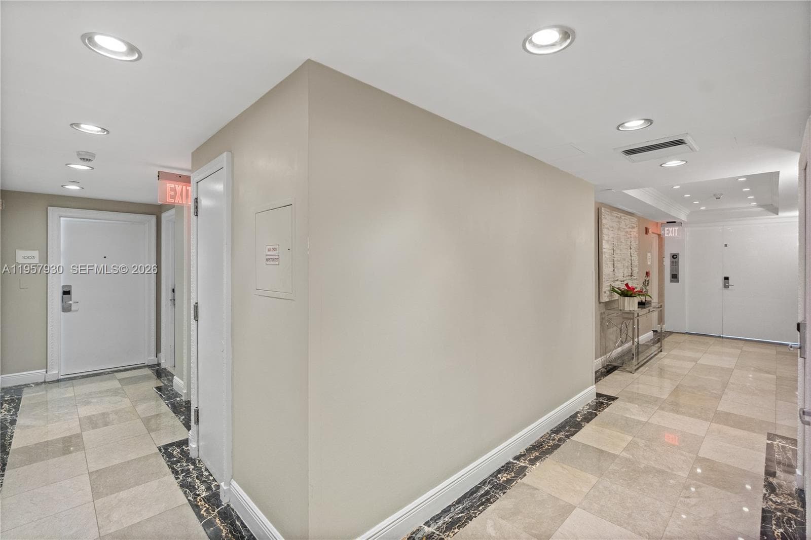 101 Ocean Dr # 1003, Miami Beach FL 33139 — 19