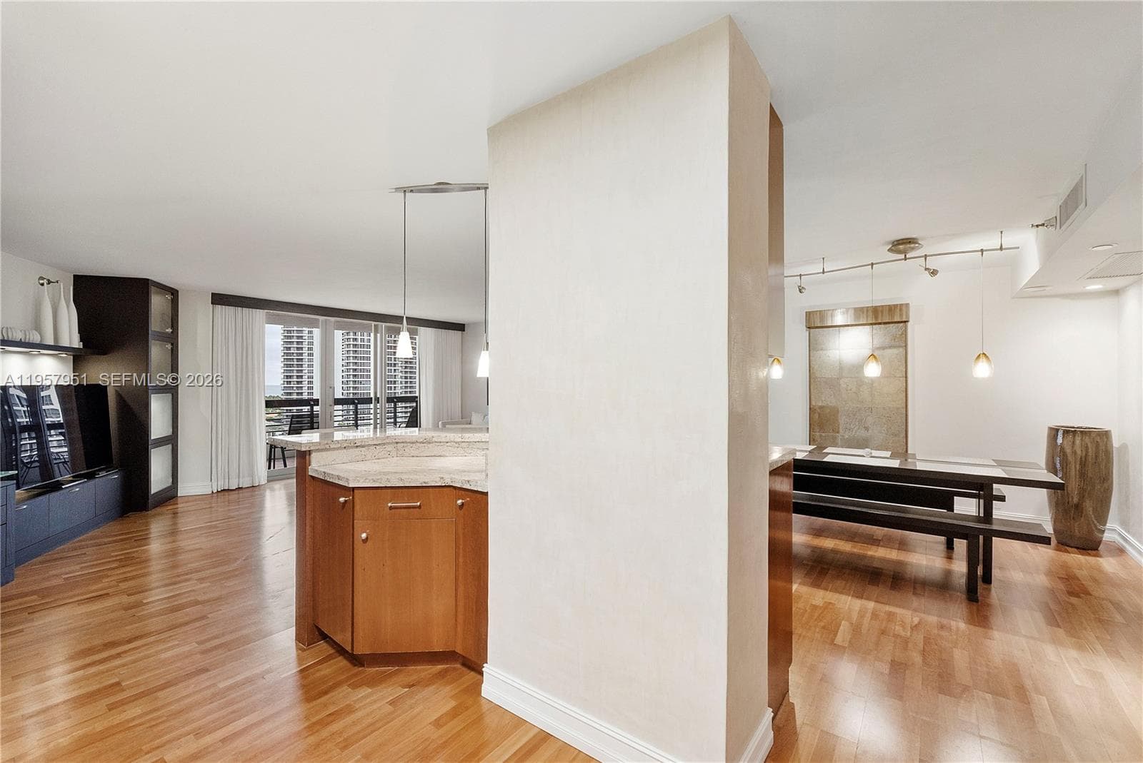 3500 Mystic Pointe Dr # 1407, Aventura FL 33180 — 32