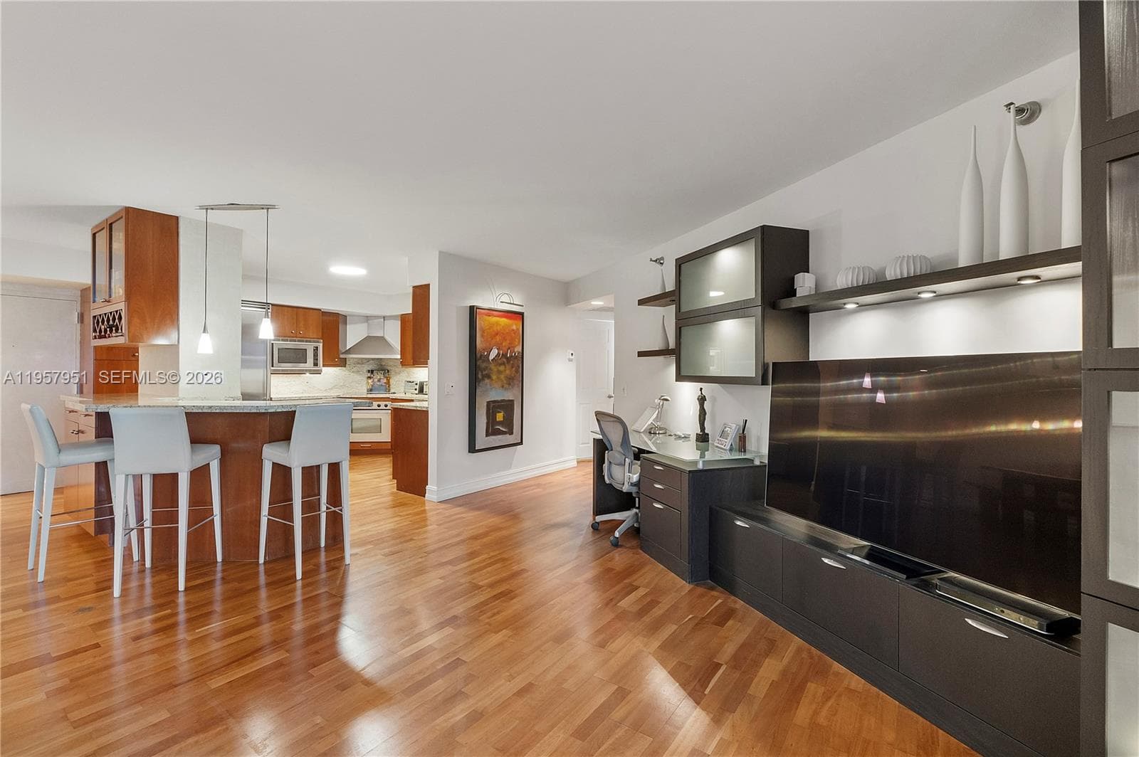 3500 Mystic Pointe Dr # 1407, Aventura FL 33180 — 33
