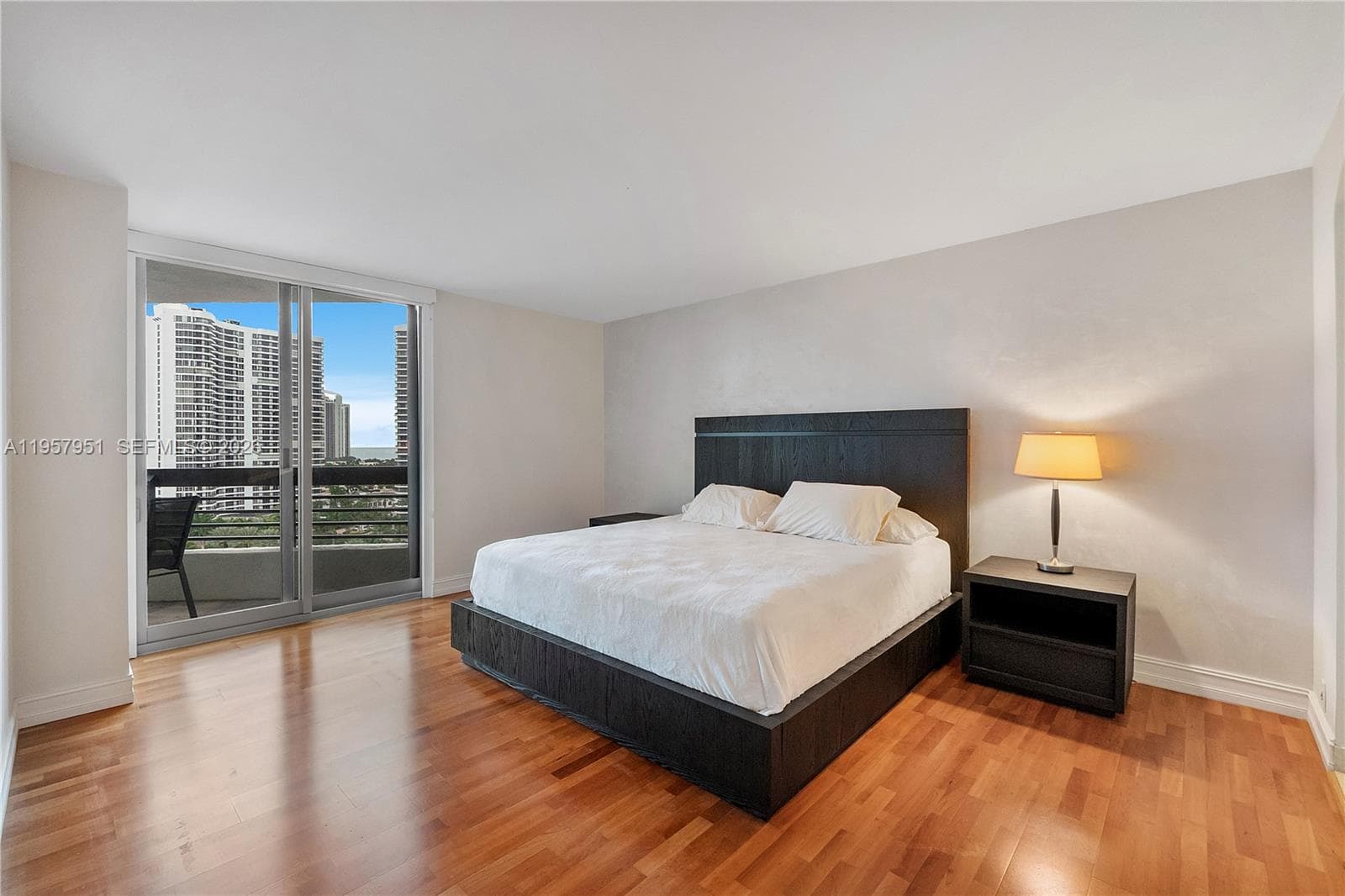 3500 Mystic Pointe Dr # 1407, Aventura FL 33180 — 14
