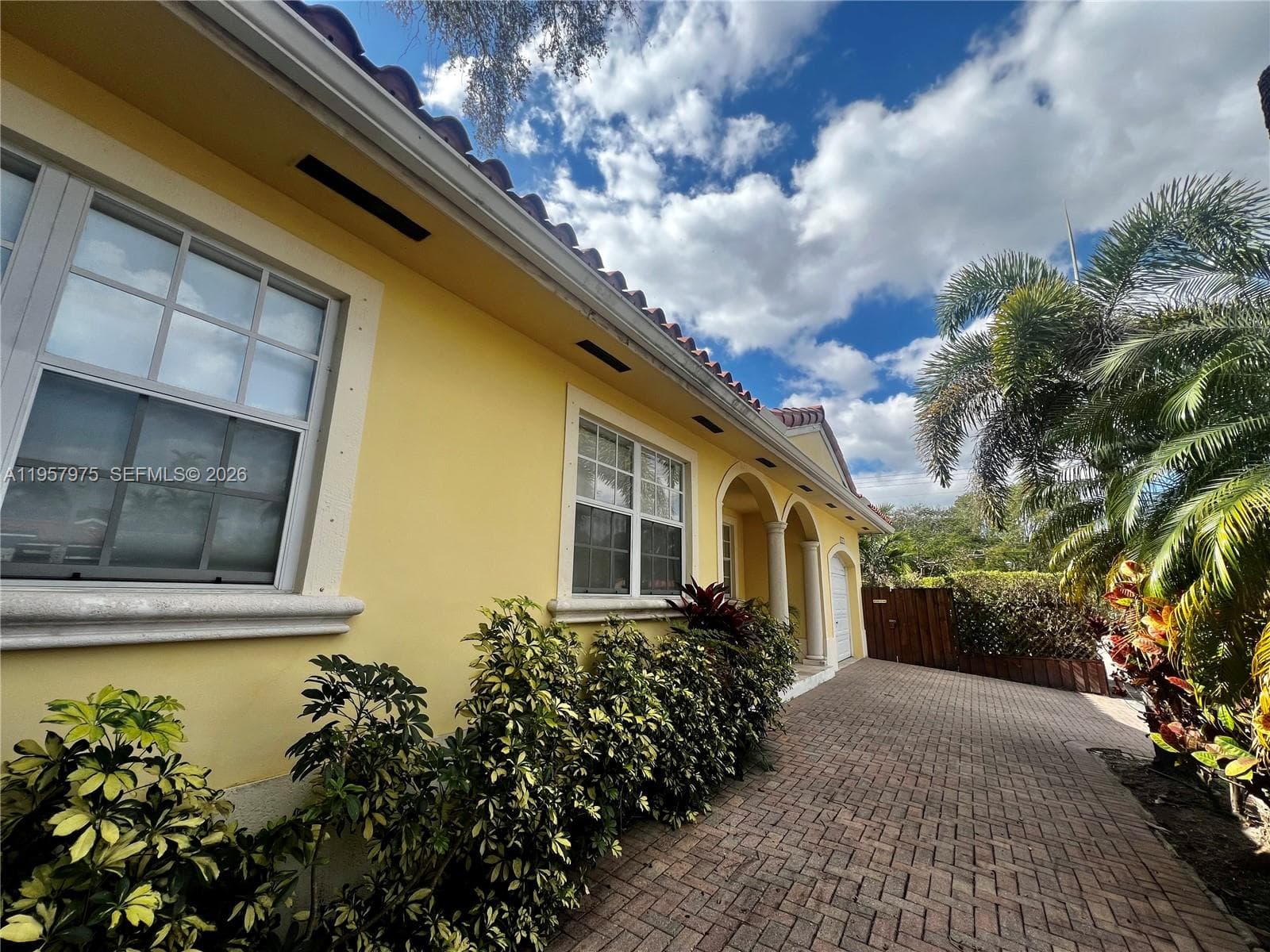 2301 SW 22nd Ave, Miami FL 33145 — 3
