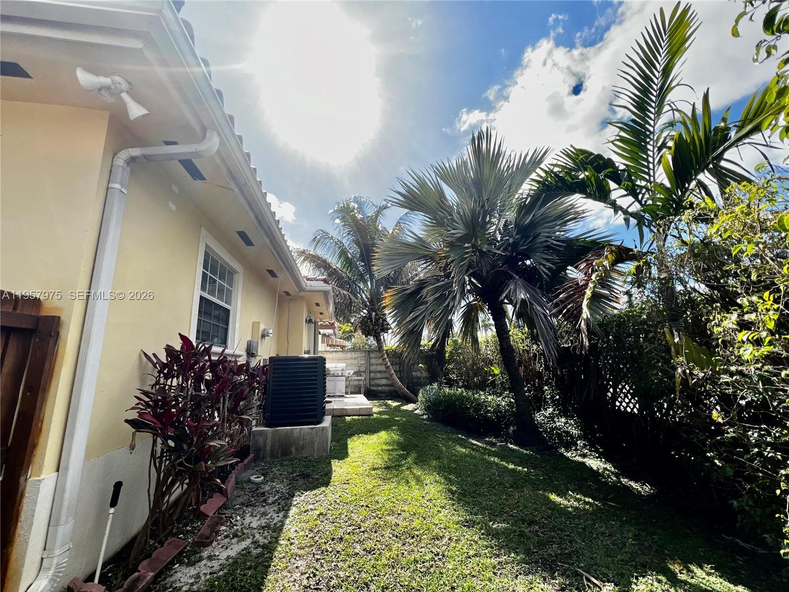 2301 SW 22nd Ave, Miami FL 33145 — 21