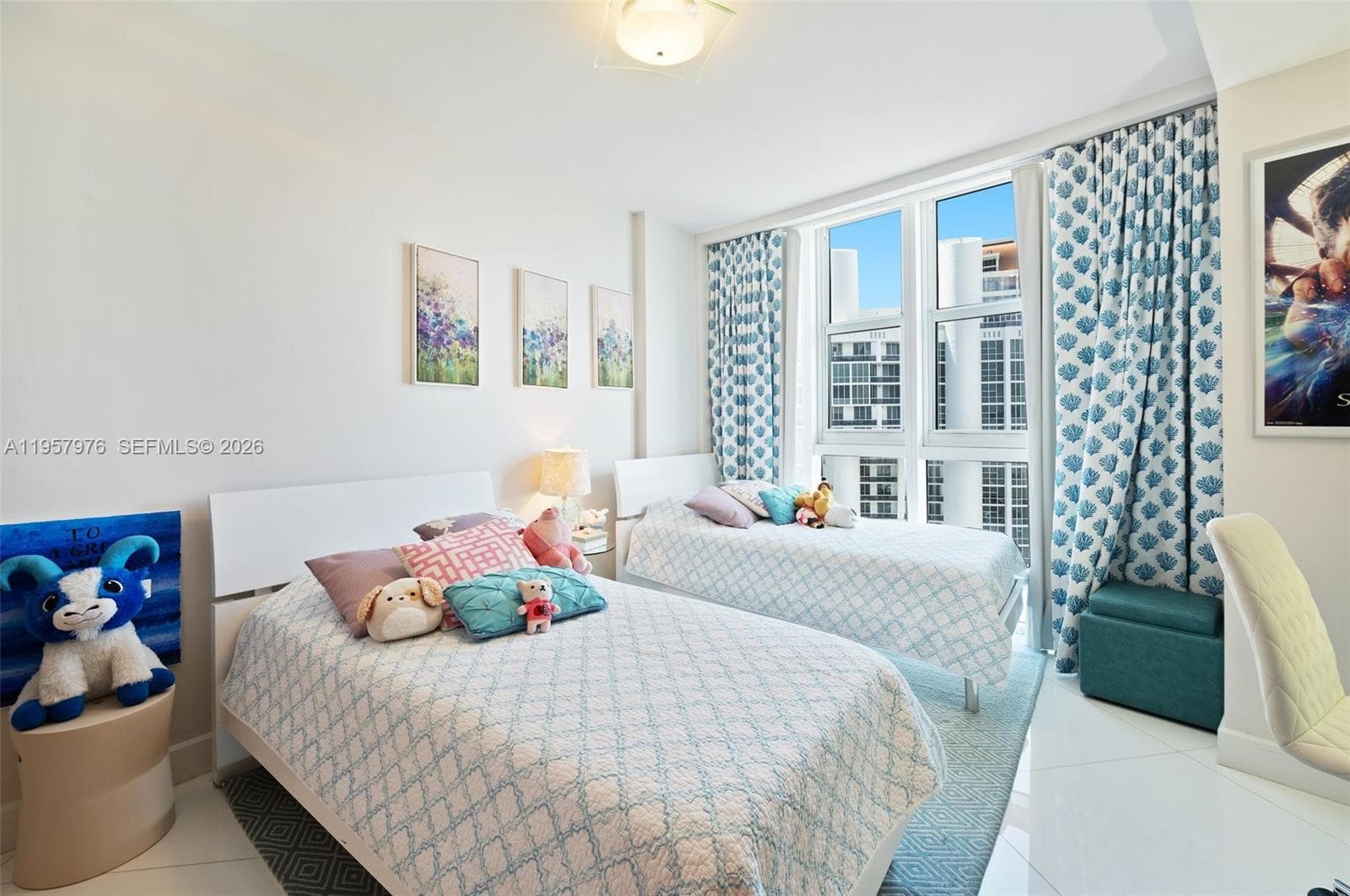 18201 Collins Ave # 5201, Sunny Isles Beach FL 33160 — 23