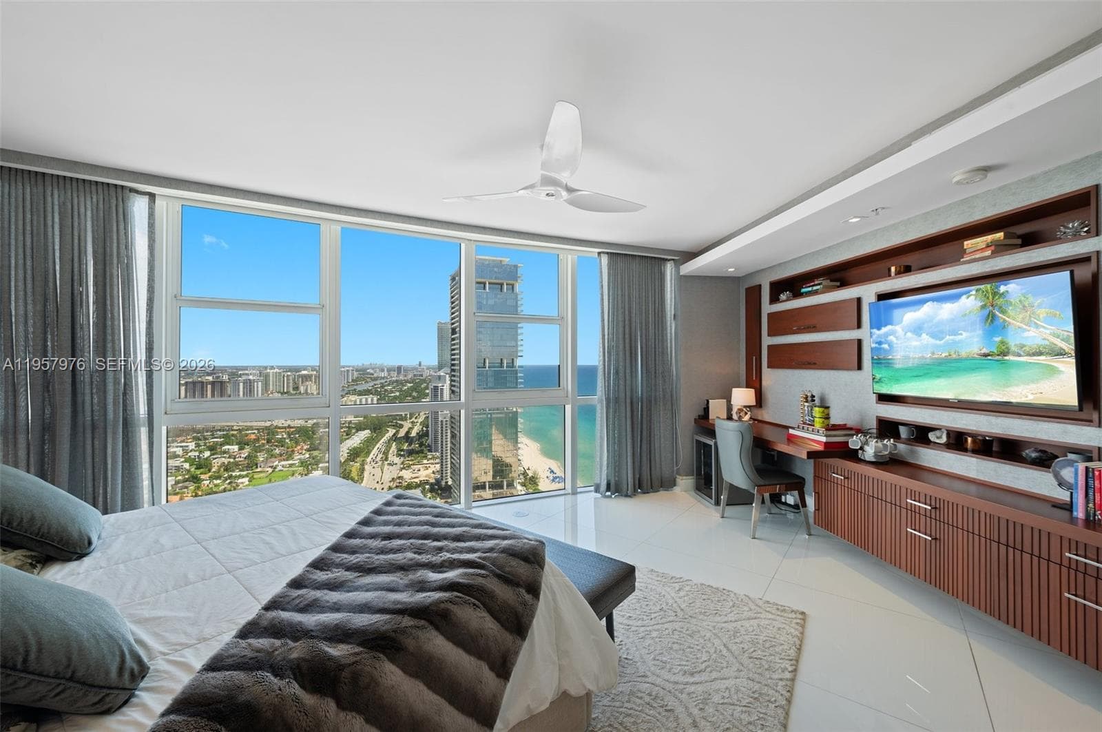 18201 Collins Ave # 5201, Sunny Isles Beach FL 33160 — 16