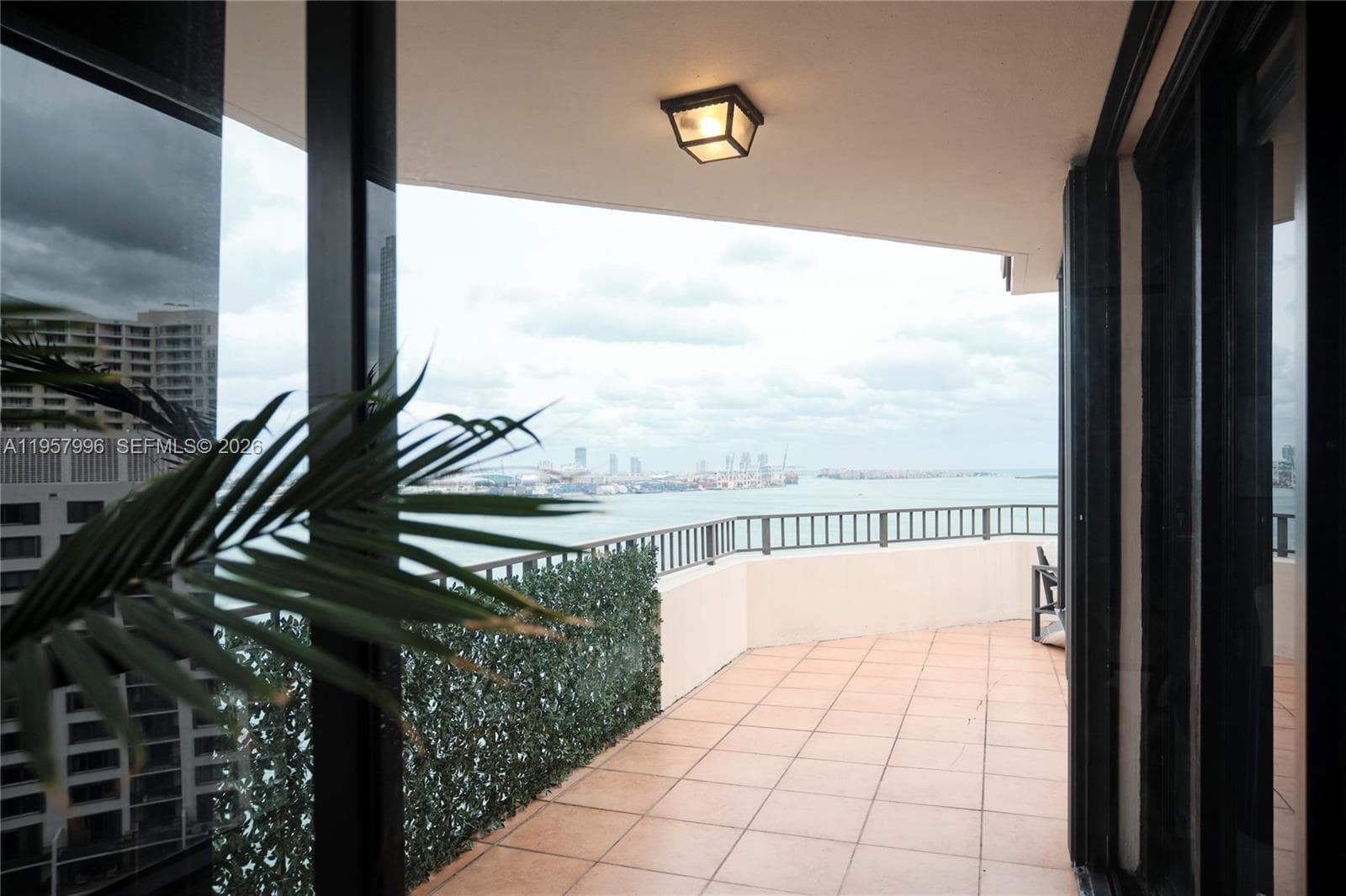 520 Brickell Key Dr # A1904, Miami FL 33131 — 19