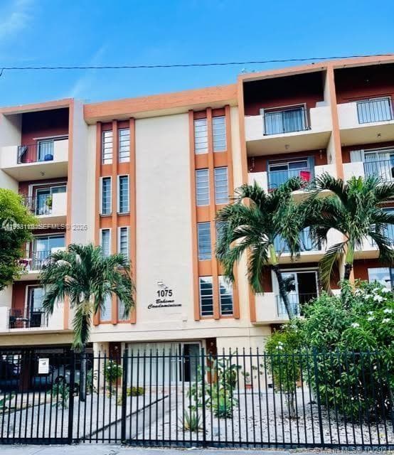 1075 W 68th St # 403, Hialeah FL 33014 — 1