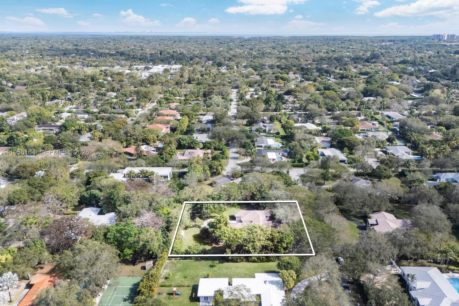 7821 SW 129th Ter, Pinecrest FL 33156 — 32