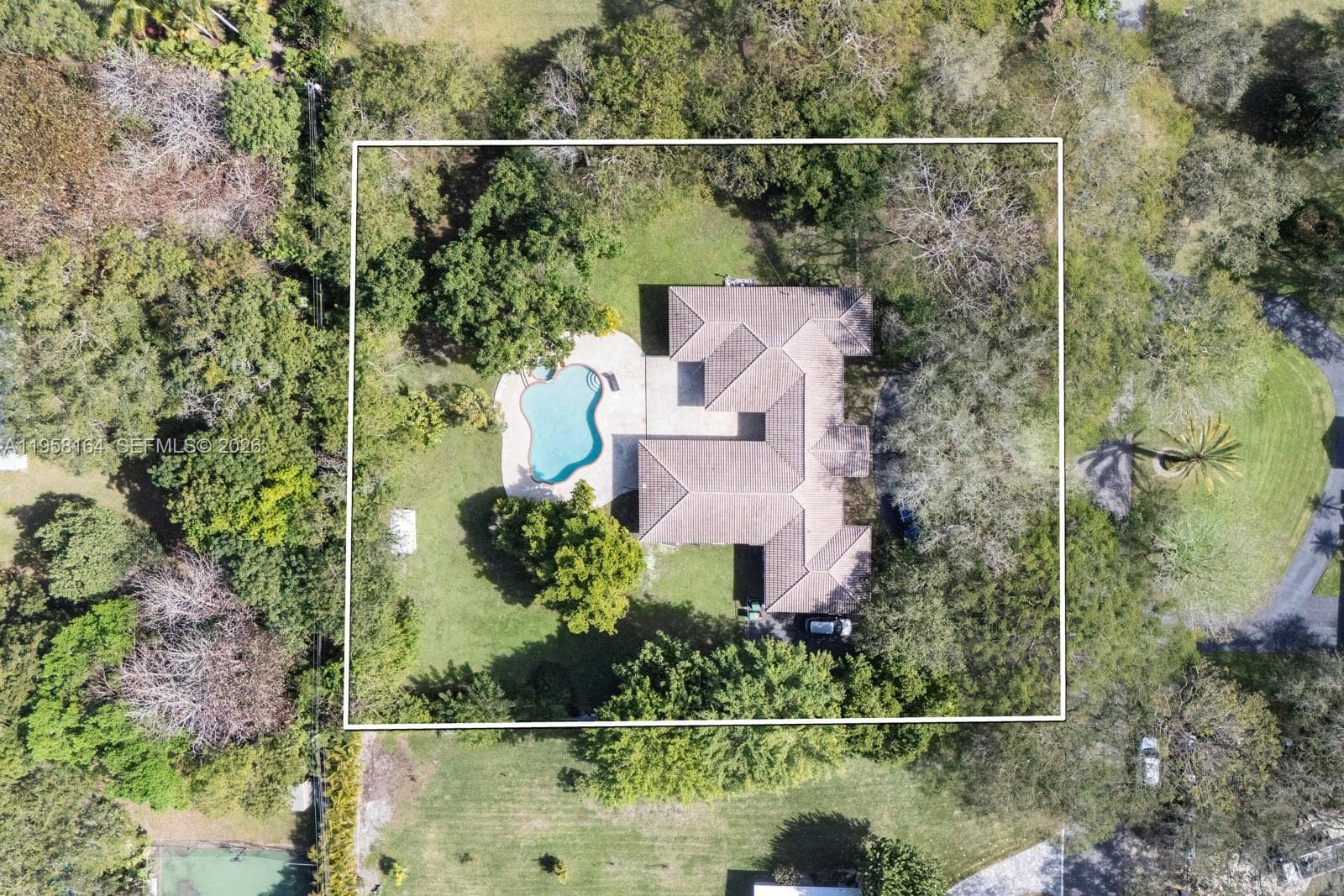 7821 SW 129th Ter, Pinecrest FL 33156 — 34