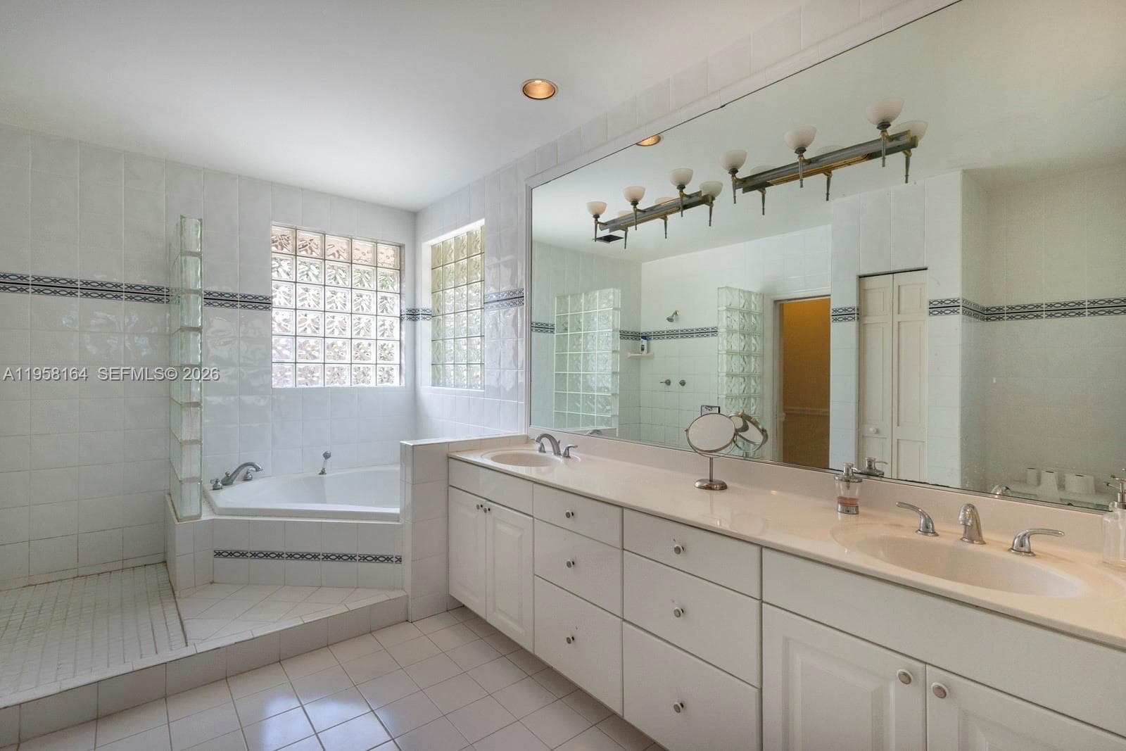 7821 SW 129th Ter, Pinecrest FL 33156 — 19