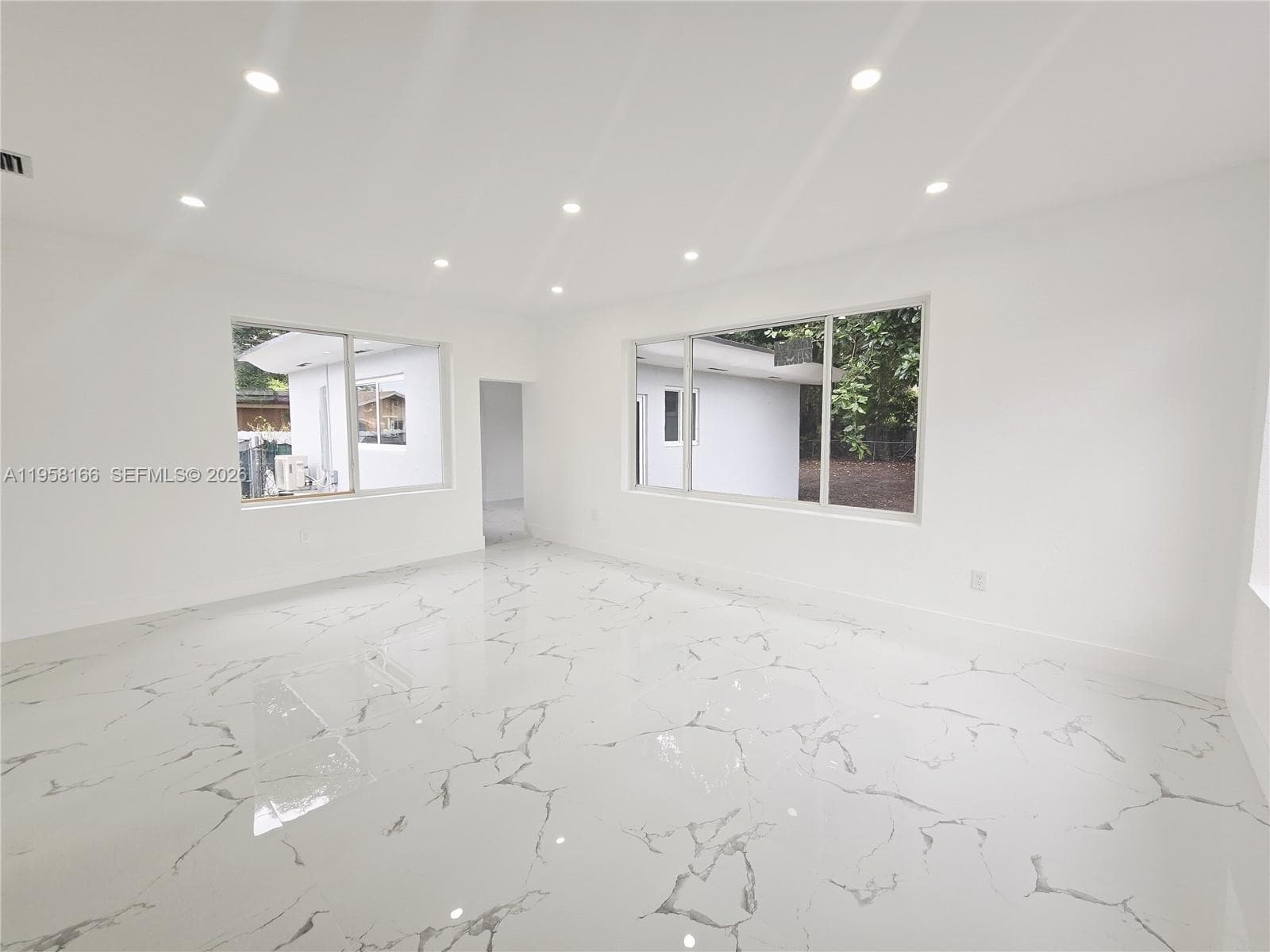 2530 NW 111th St, Miami FL 33167 — 20