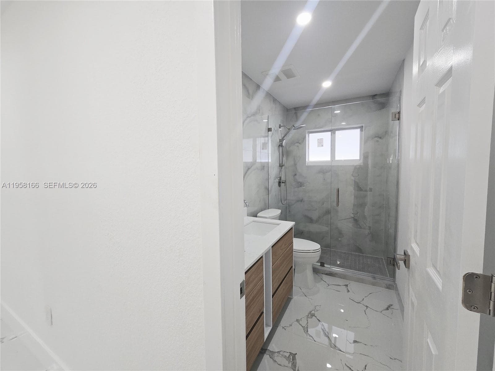 2530 NW 111th St, Miami FL 33167 — 41