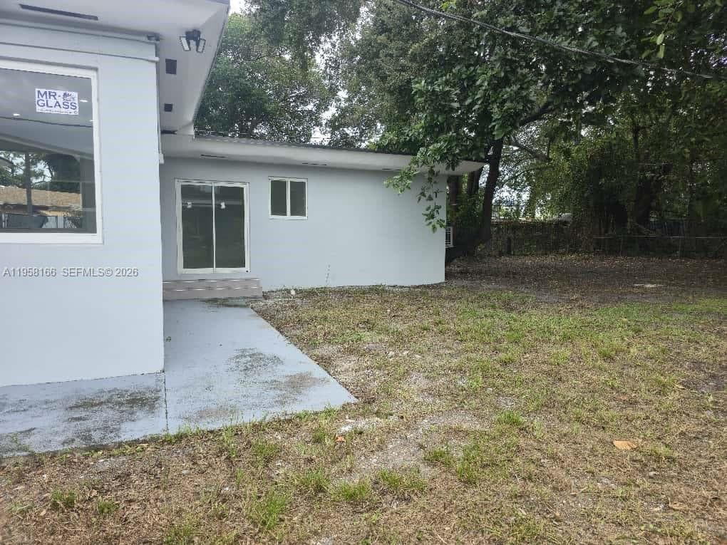 2530 NW 111th St, Miami FL 33167 — 51