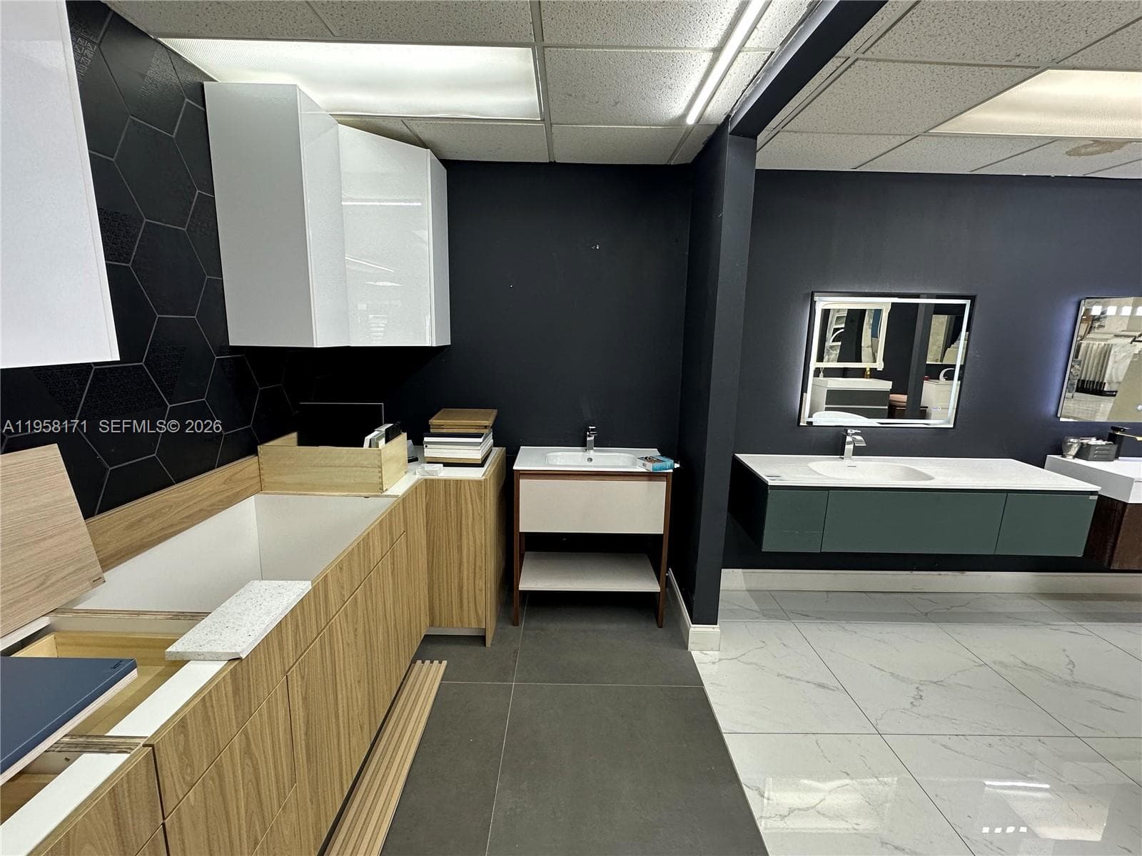 DORAL, Doral FL 33166 — 27