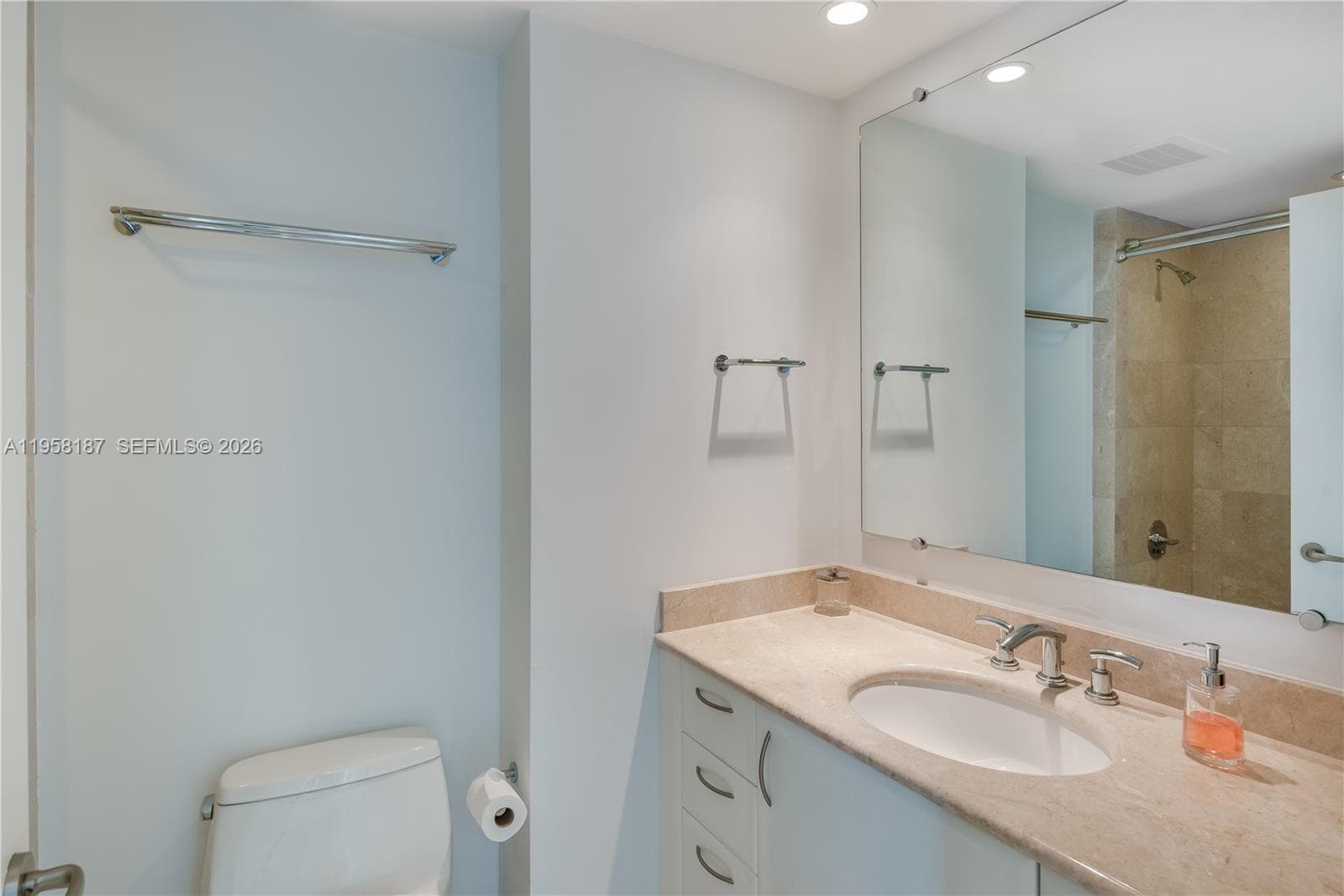 1331 Brickell Bay Dr # 3311, Miami FL 33131 — 17