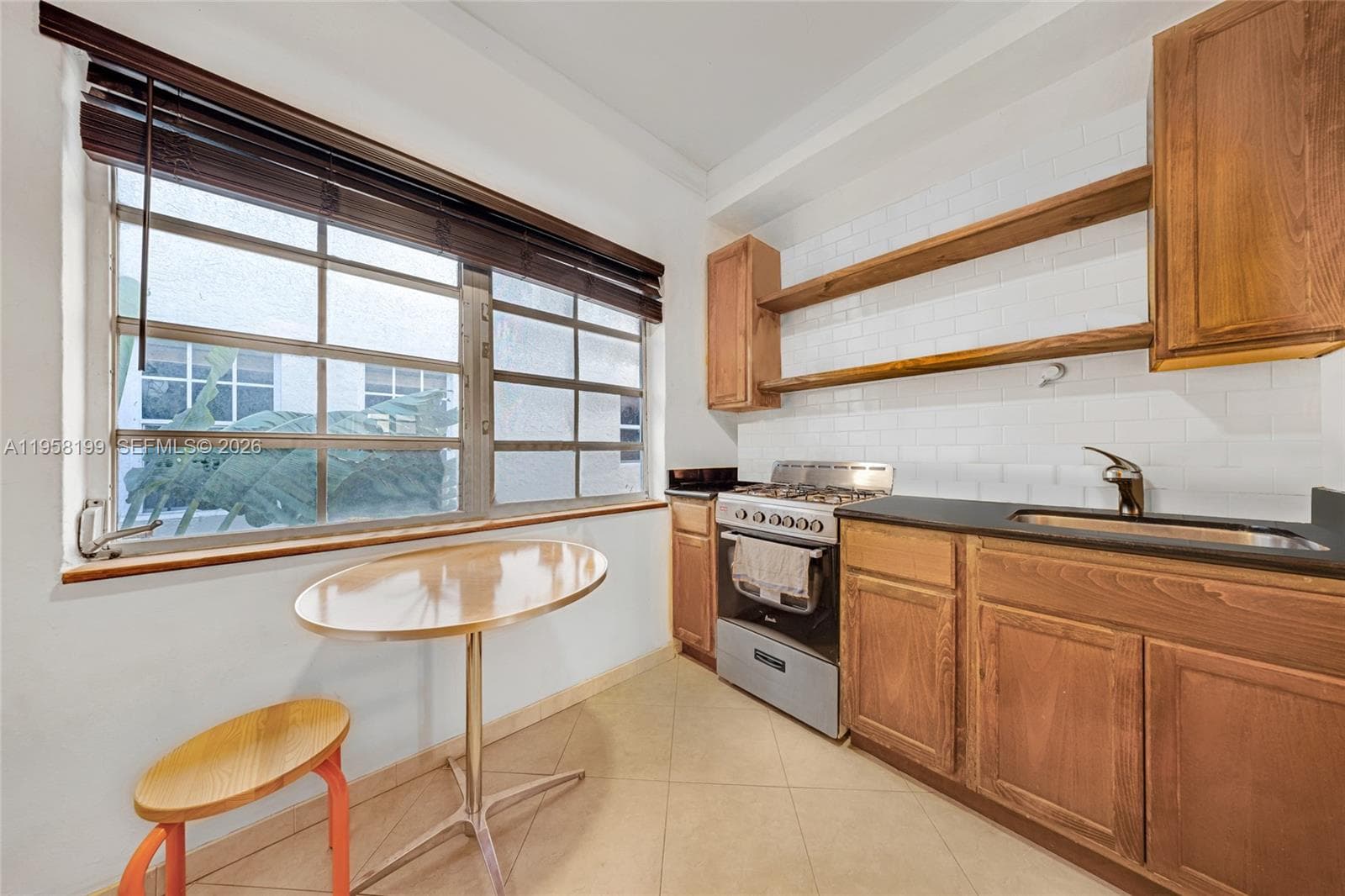 1250 Drexel Ave # 8, Miami Beach FL 33139 — 14