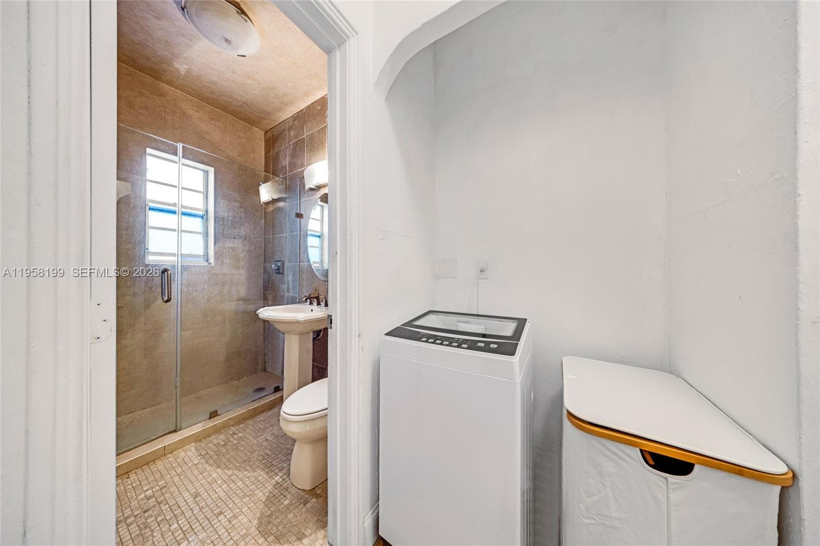 1250 Drexel Ave # 8, Miami Beach FL 33139 — 18