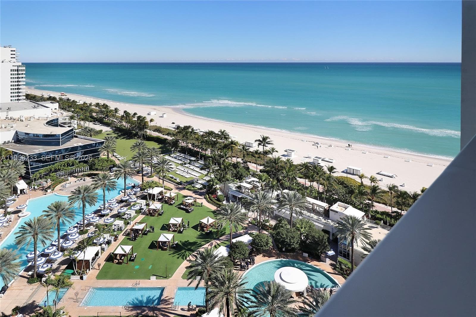 4391 Collins Ave # 1703, Miami Beach FL 33140 — 3