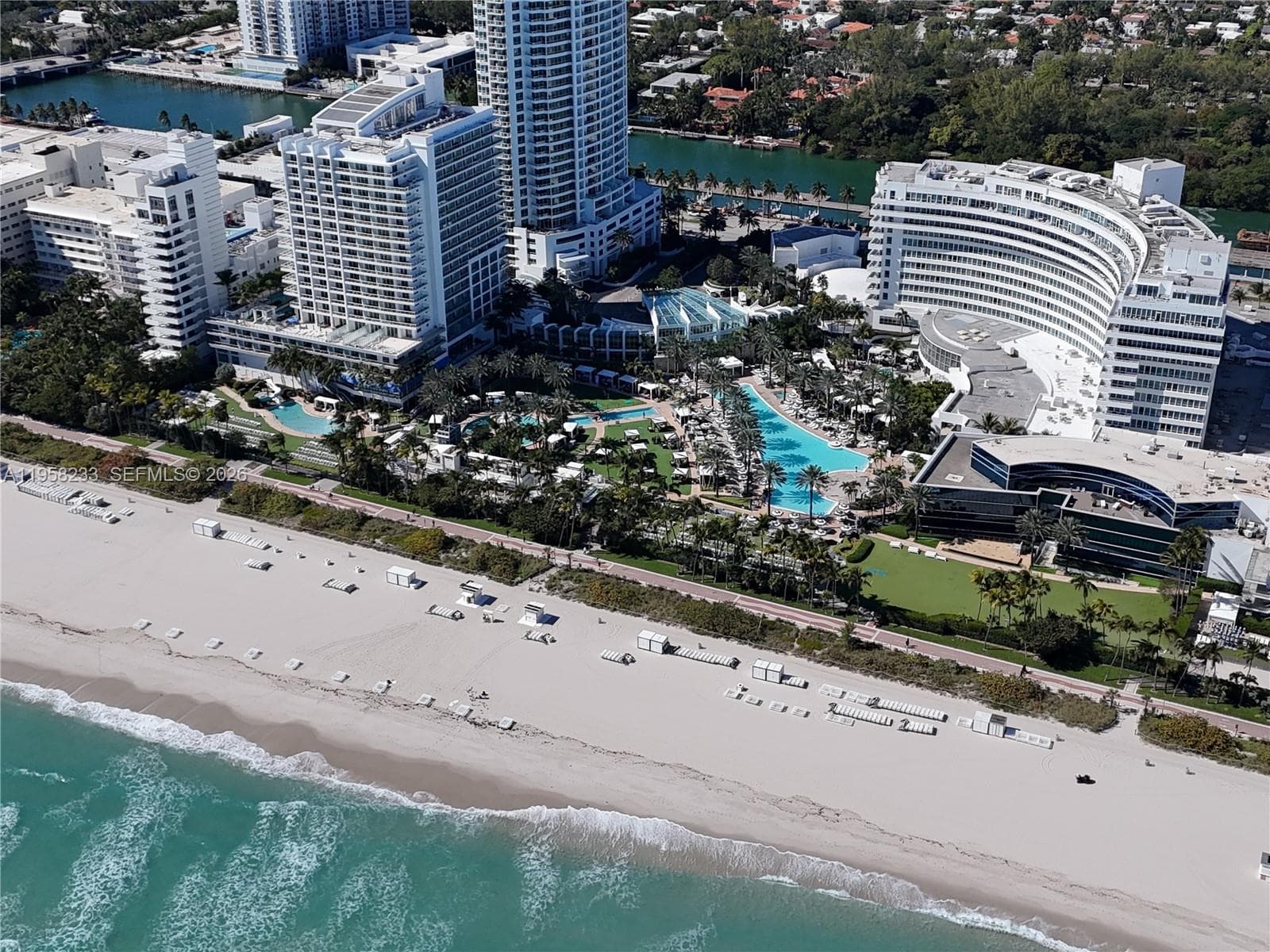 4391 Collins Ave # 1703, Miami Beach FL 33140 — 25