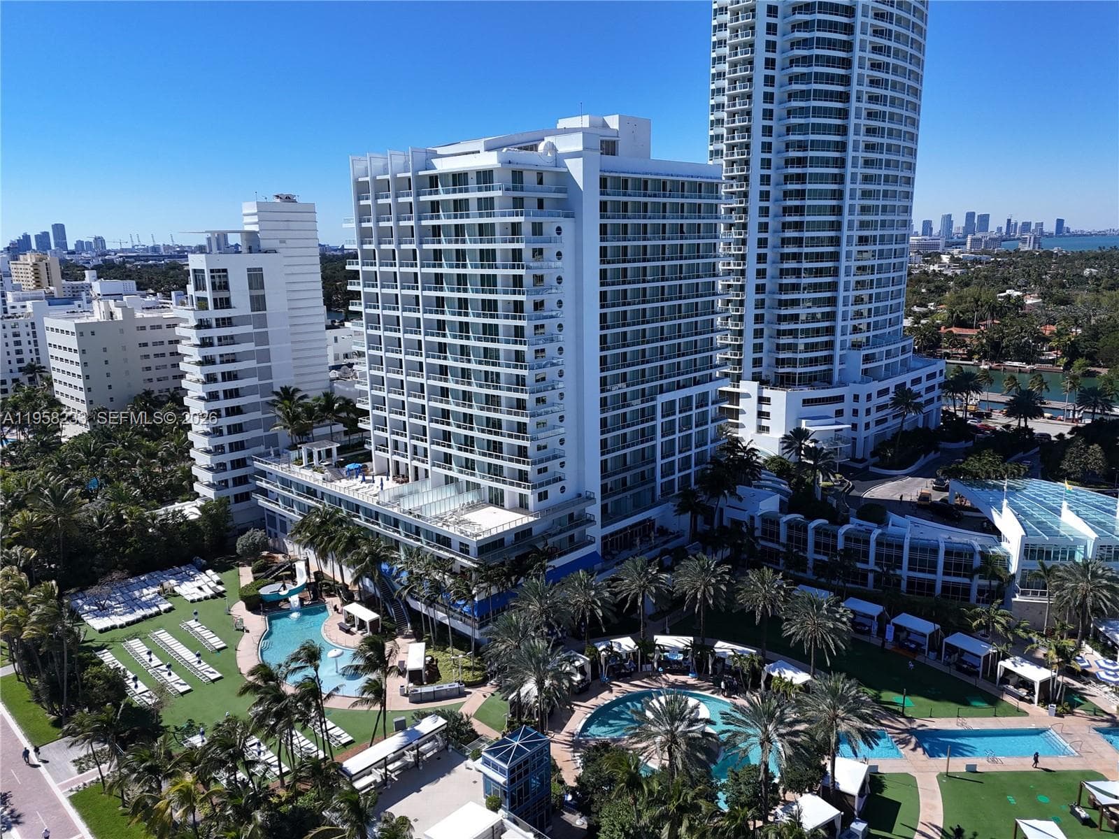 4391 Collins Ave # 1703, Miami Beach FL 33140 — 21