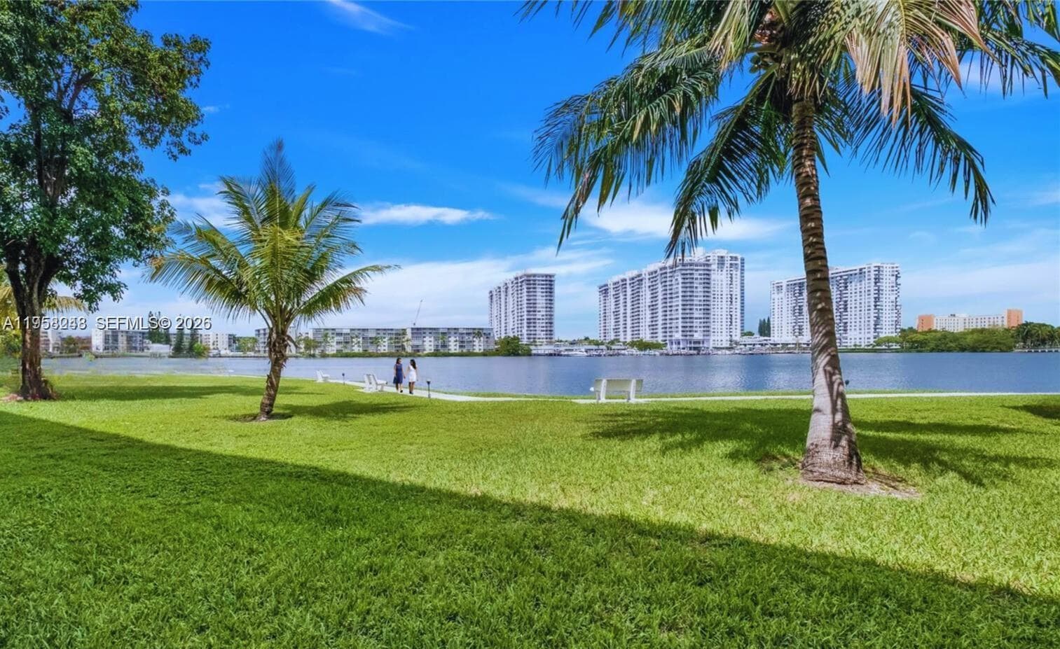 3030 Marcos Dr # T301, Aventura FL 33160 — 5