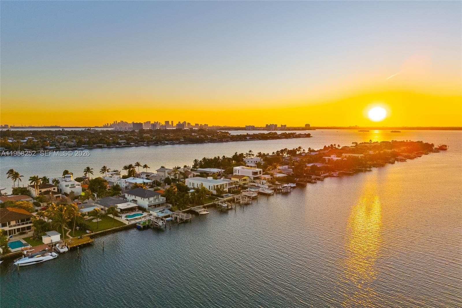 1161 Stillwater Dr, Miami Beach FL 33141 — 46