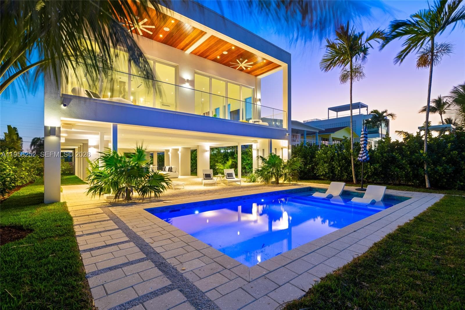 1161 Stillwater Dr, Miami Beach FL 33141 — 3