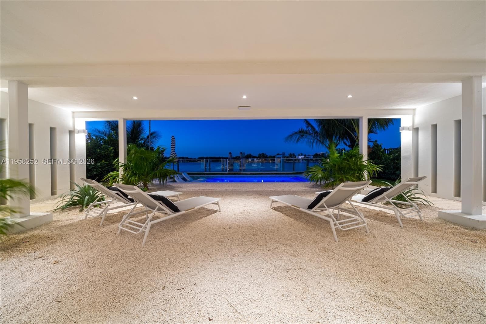 1161 Stillwater Dr, Miami Beach FL 33141 — 37