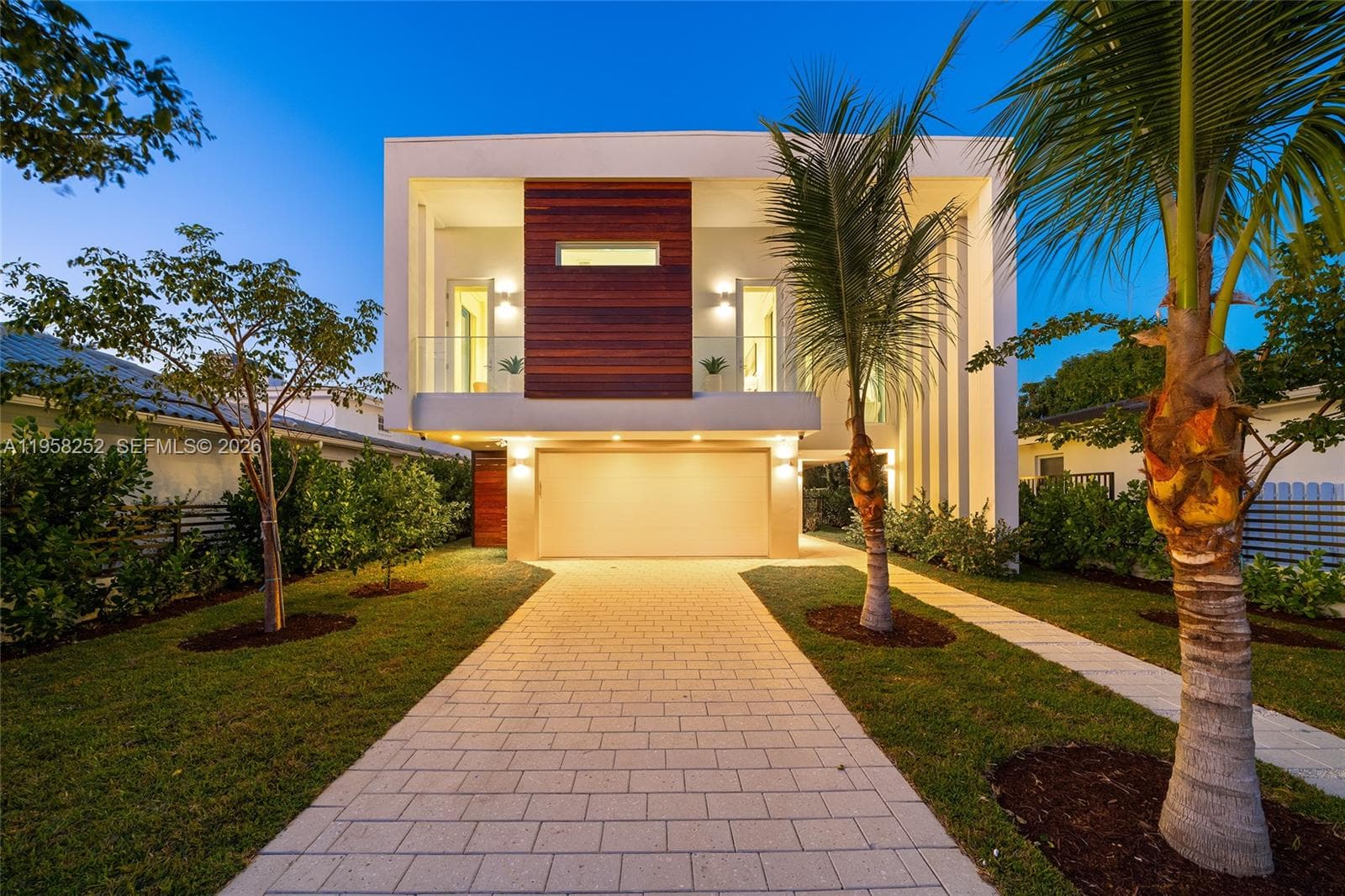 1161 Stillwater Dr, Miami Beach FL 33141 — 4