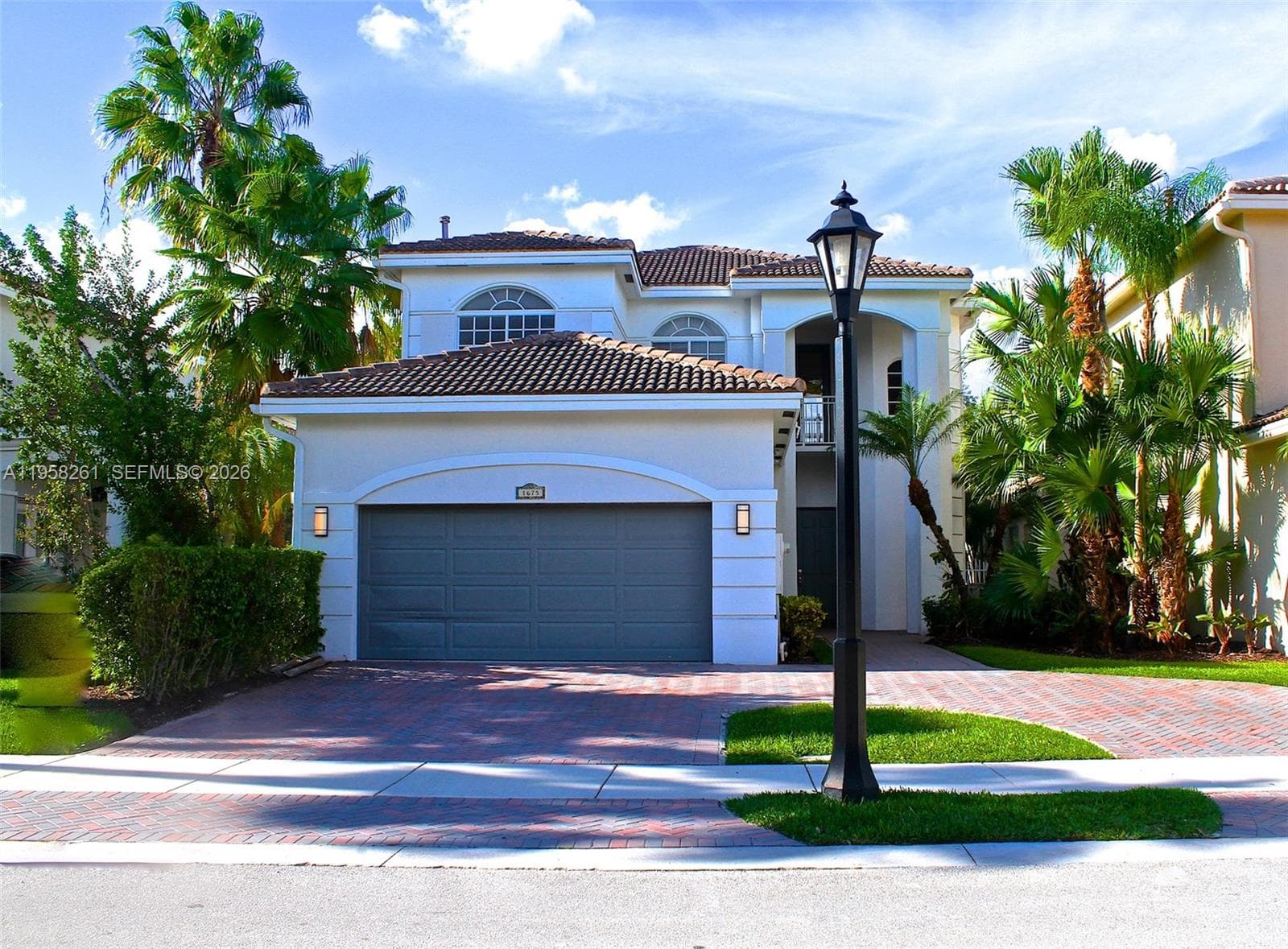 1675 NE 196th St, Miami FL 33179 — 1