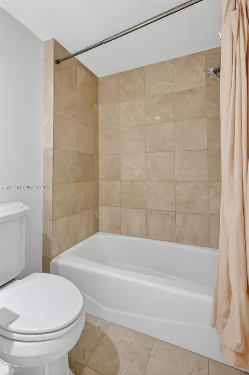 19333 Collins Ave # 510, Sunny Isles Beach FL 33160 — 43