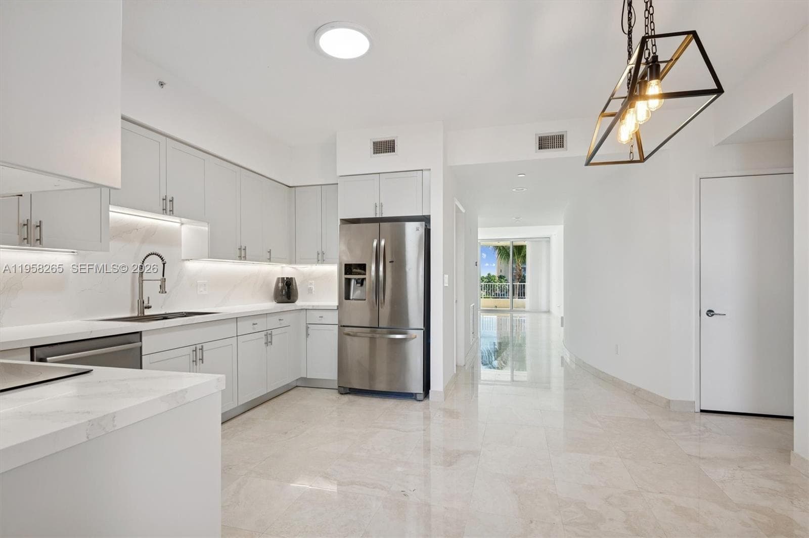 717 Crandon Blvd # 507, Key Biscayne FL 33149 — 2