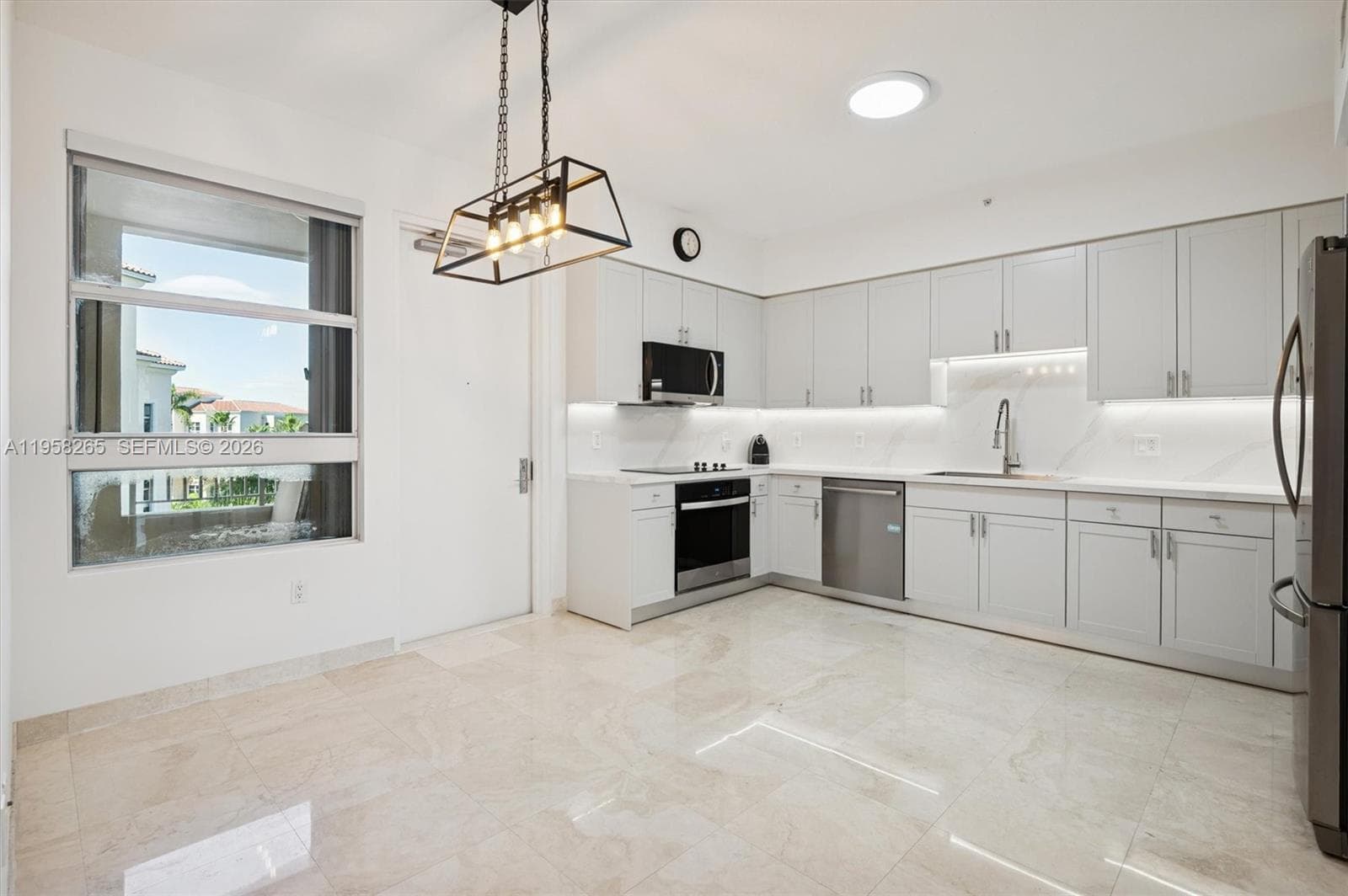717 Crandon Blvd # 507, Key Biscayne FL 33149 — 6