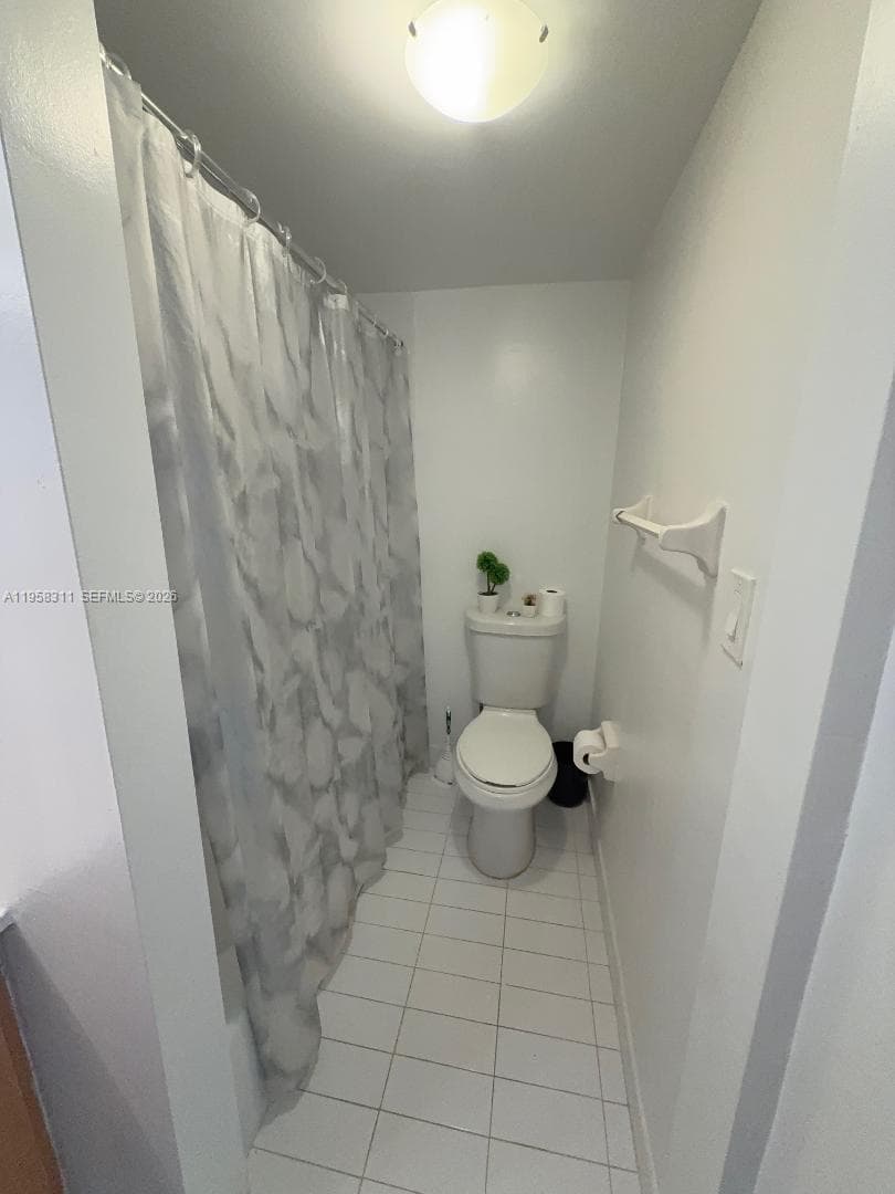 16919 N Bay Rd # 507, Sunny Isles Beach FL 33160 — 17