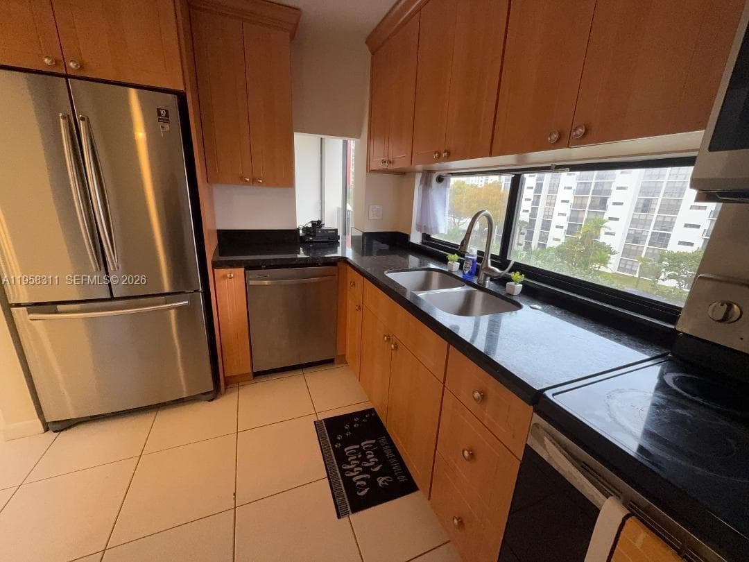 16919 N Bay Rd # 507, Sunny Isles Beach FL 33160 — 10