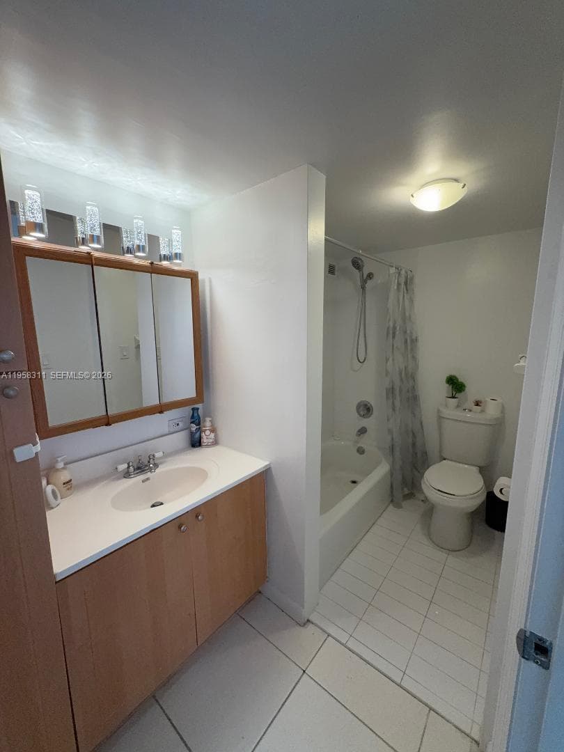 16919 N Bay Rd # 507, Sunny Isles Beach FL 33160 — 14