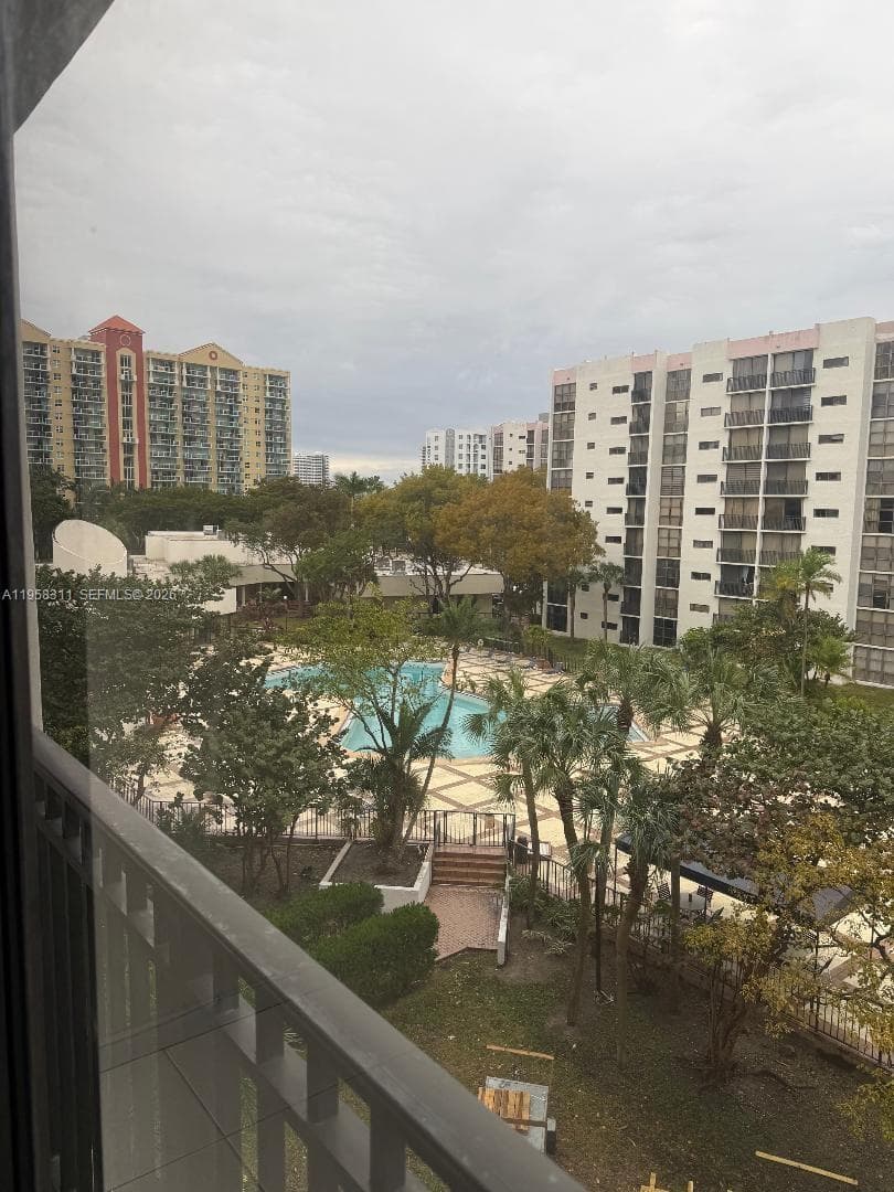 16919 N Bay Rd # 507, Sunny Isles Beach FL 33160 — 25