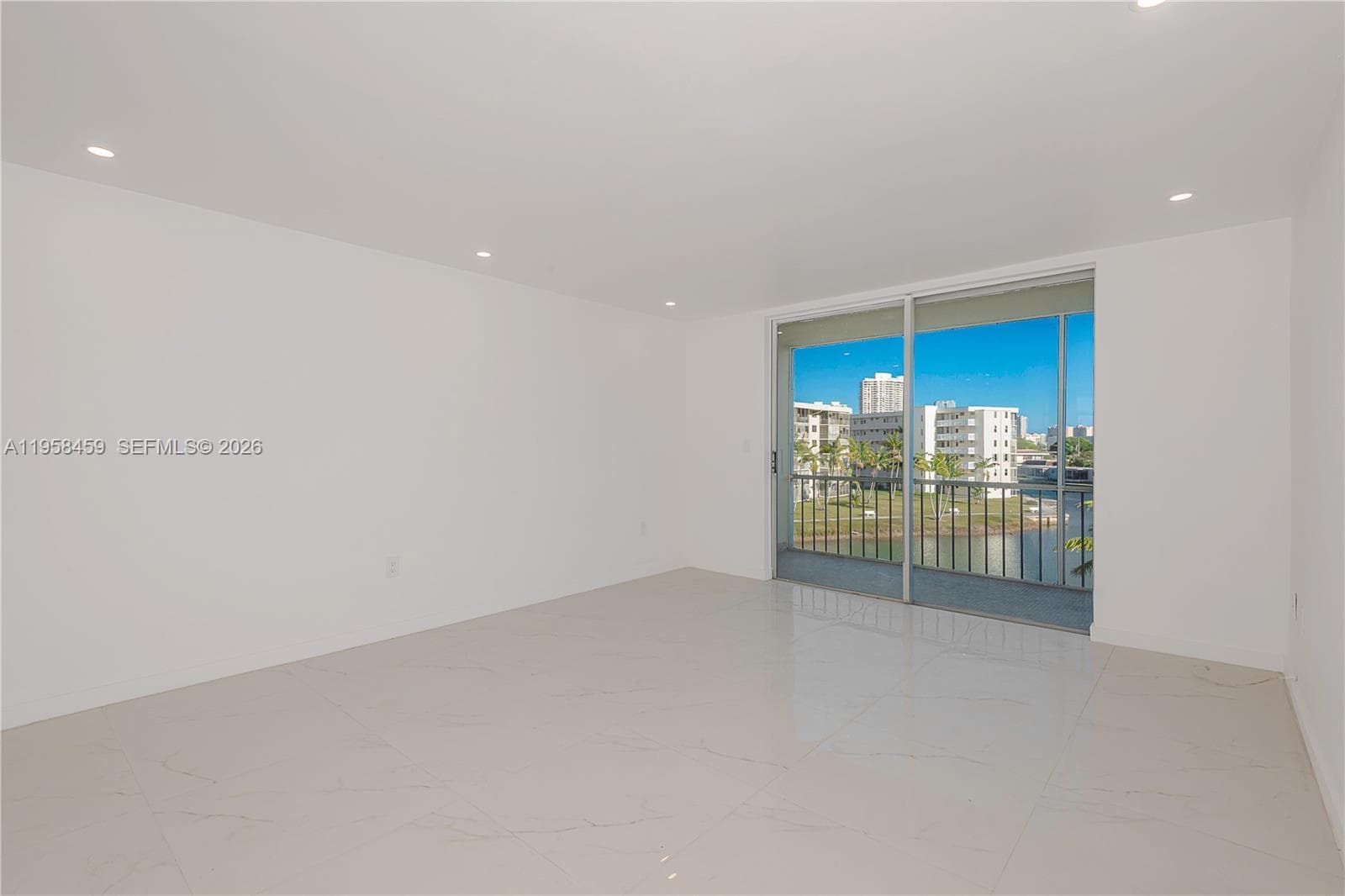 2851 Leonard Dr # J405, Aventura FL 33160 — 16