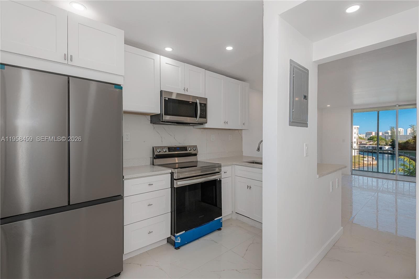 2851 Leonard Dr # J405, Aventura FL 33160 — 5