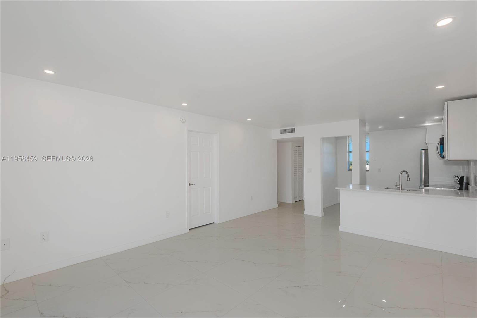 2851 Leonard Dr # J405, Aventura FL 33160 — 14